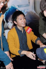 组图：韦礼安赞女友身材好 获粉丝送礼物惹尴尬