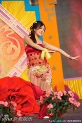 组图：新科港姐张名雅微博美图集锦