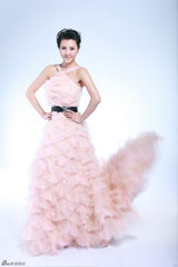 组图：刘思言梦幻写真曝光 浪漫变身唯美女神