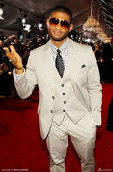 高清组图：第52届格莱美红毯 亚瑟小子耍帅引尖叫 