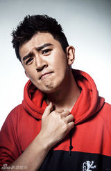 组图：郭家铭搞怪5连拍奇葩卖萌