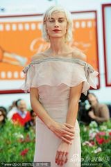 高清图：《写在水中的承诺》首映 评委主席昆汀捧场