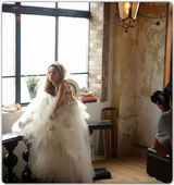 组图：安室奈美惠梦幻白裙 做甜美公主梦