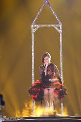 组图：天娱群星闪耀跨年 李宇春压轴快男挑大梁