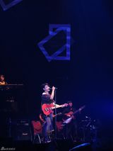 组图：刘若英香港首次演唱会 掏心唱哭观众