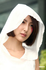 幻灯图：杨谨华为新戏扮丑 打破形象脸烙胎记