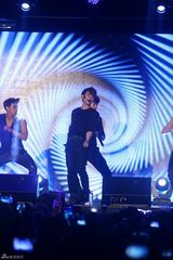 高清组图：2PM首尔开唱 野兽团魅力大爆发