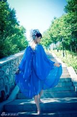 组图：《快男》海选“奇葩男”写真风格多样