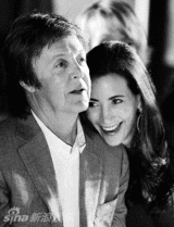 策划：摇滚老炮爱嫩草 大龄文艺男就是这么自信