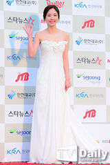 组图：EXO少女时代Sistar等亮相K-pop颁奖礼