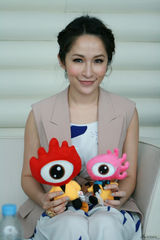 组图：萧亚轩做客感受微访谈 透露北京个唱细节