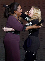 组图：奥普拉告别秀巨星云集 施瓦辛格妻子盛装出席