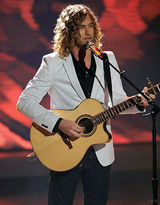 幻灯图：第九季《美偶》9进8 列侬麦卡特尼风暴