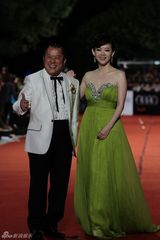 组图：电影金马奖红毯群星云集 女星性感华服斗艳