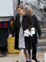 组图：艾玛-沃特森新片开拍 片场庆祝24岁生日