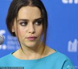 组图：《唐海明威》发布会 裘德-洛顶半秃脑门