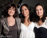 杰西卡-阿尔芭和伊娃-朗格利亚等明星合拍写真(图)