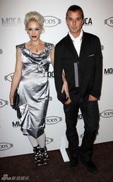 幻灯图集：名品店加州开张 阿尔芭贝瑞等美人捧场