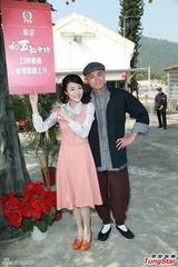 组图：郭羡妮助阵新剧宣传自曝有意再生宝宝