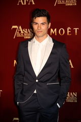 组图：亚洲电影大奖香港举行 群星亮相红毯