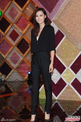 组图：无线46周年台庆亮灯 小生花旦齐出动