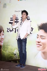 组图：陈意涵封台版金泰熙暗爽 赵正锡电眼迷人