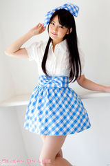 组图：铃木咲性感写真制服内衣齐上阵