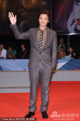 组图：《太极1》首映 彭于晏梁家辉等齐聚