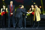 组图：微博之夜 朗朗陈坤获年度公益贡献荣誉