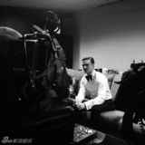 组图：贾斯汀黑白绅士写真演绎型男魅力