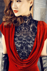 组图：主播刘美人中国风接拍 大片复古混搭