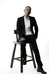 组图：赫子铭杂志写真 显阳刚型男魅力