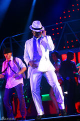 高清图：《颤栗现场》北京上演 演绎杰克逊经典