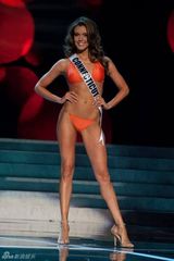 组图：2013美国小姐冠军出炉 25岁会计师问鼎