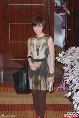 组图：曾志伟小儿子大婚众星捧场 现场豪送钻石