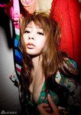 高清组图：上原美优上吊自杀 178张生前美图