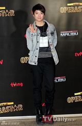 组图：韩星朴志胤Dana等盛装出演TVN台节目