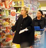 策划：欧美女星素颜PK 向直面现实的女汉子致敬