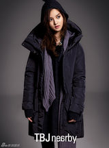 高清图：韩星WooRi冬装写真 尽展首尔时尚风情