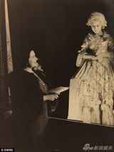 组图：英女王幼年舞台剧照曝光 曾表演中式戏剧