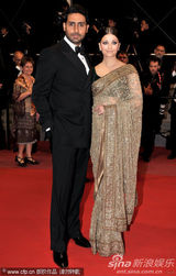 幻灯图集：北野武新片首映 宝莱坞第一美女捧场