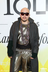 组图：众明星参加时尚派对 刘嘉玲否认与张柏芝不合