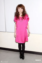 组图：关菊英林欣彤罗敏庄等录制《金曲擂台》 