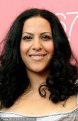 高清组图：《米拉尔》亮相 导演朱利安携妻子亮相