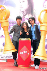 张栋梁获贵妇团粉丝支持 谈豆花妹只是妹妹(图)