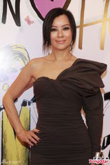 组图：李美凤享受子女陪伴 夫妻间体谅信任重要