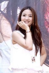 组图：《美好的旅行》庆功 林依晨获小学老师祝福