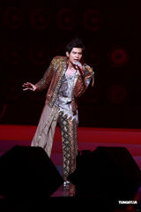 高清组图：周杰伦台北开唱 超时代未来世界登场