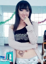 组图：最美辅导员文如冰走红 宅男同学沸腾了