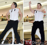 组图：韩歌星Psy与粉丝亲密接触展开激情四射表演